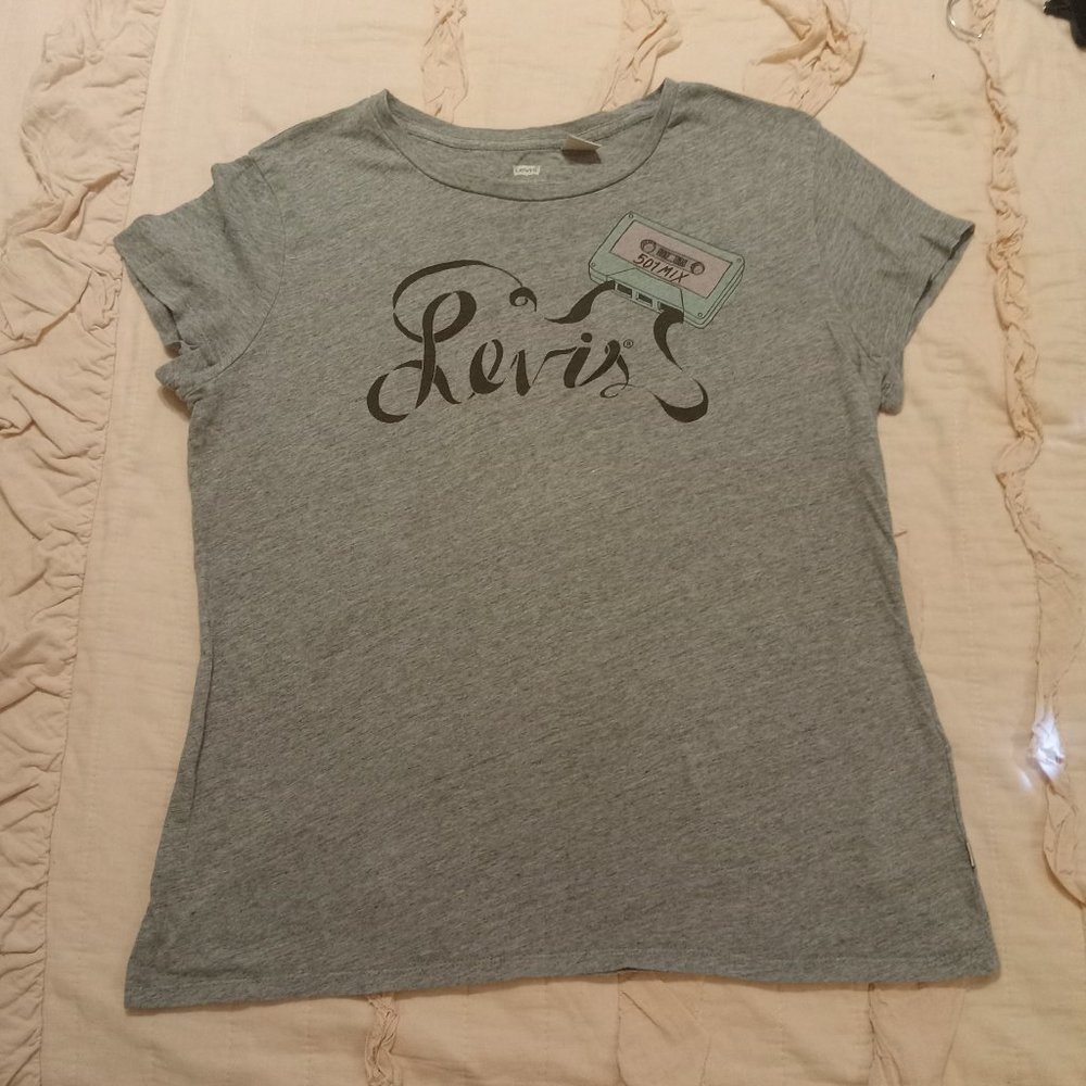Levi's Tee